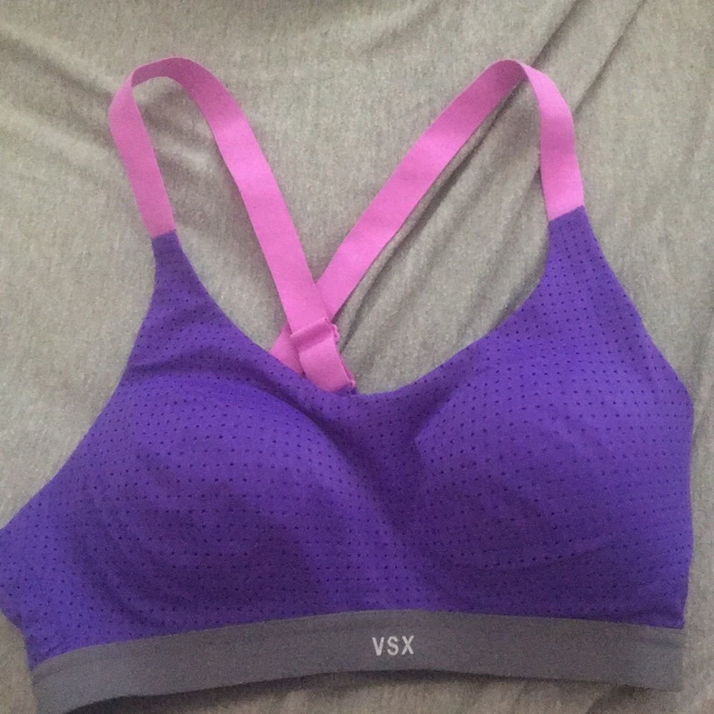 Sports bra